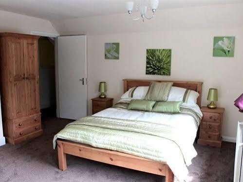 The Old Vine Inn Wadhurst Exteriör bild